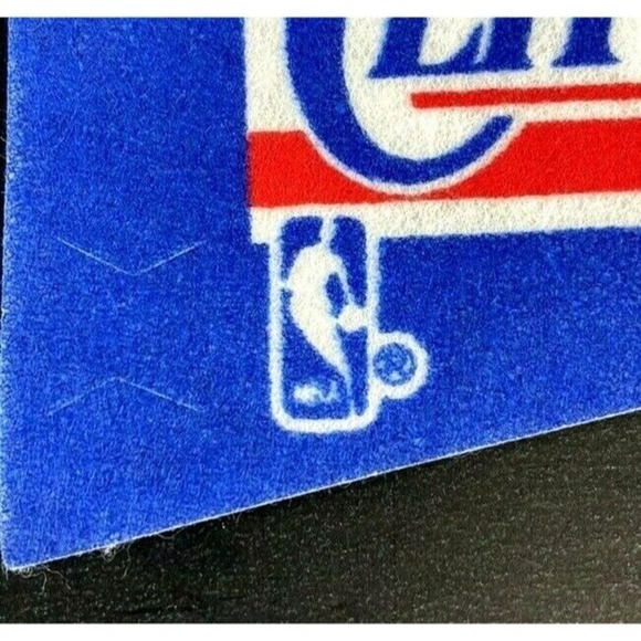 Vtg NBA Los Angeles Clippers White Blue Team Logo Mini Basketball Pennant 4x9 - Picture 2 of 4